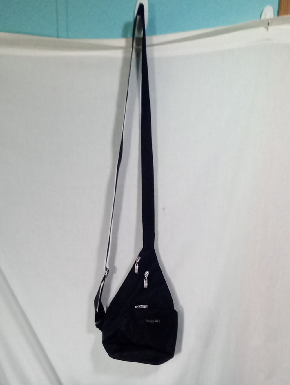 Baggallini Black Cheetah True Mini Swing Bag